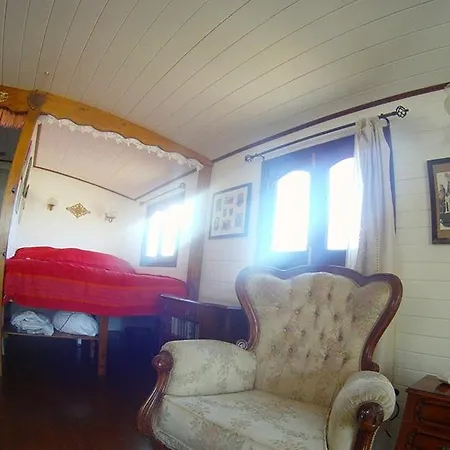 Gypsy Trailer * Lajares