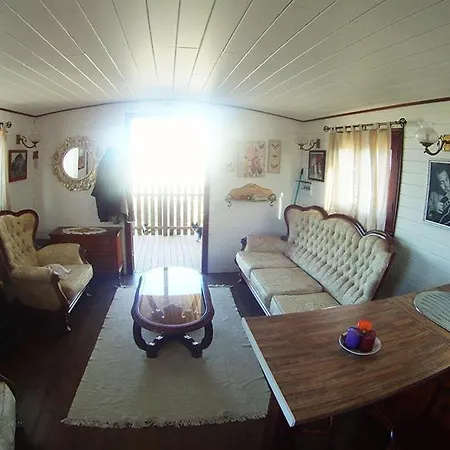 Gypsy Trailer * Lajares